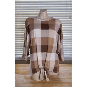 Size Medium Color Block Top